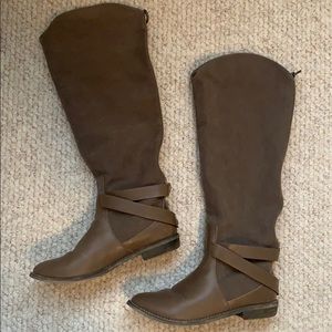 BDG brown knee high flat boots